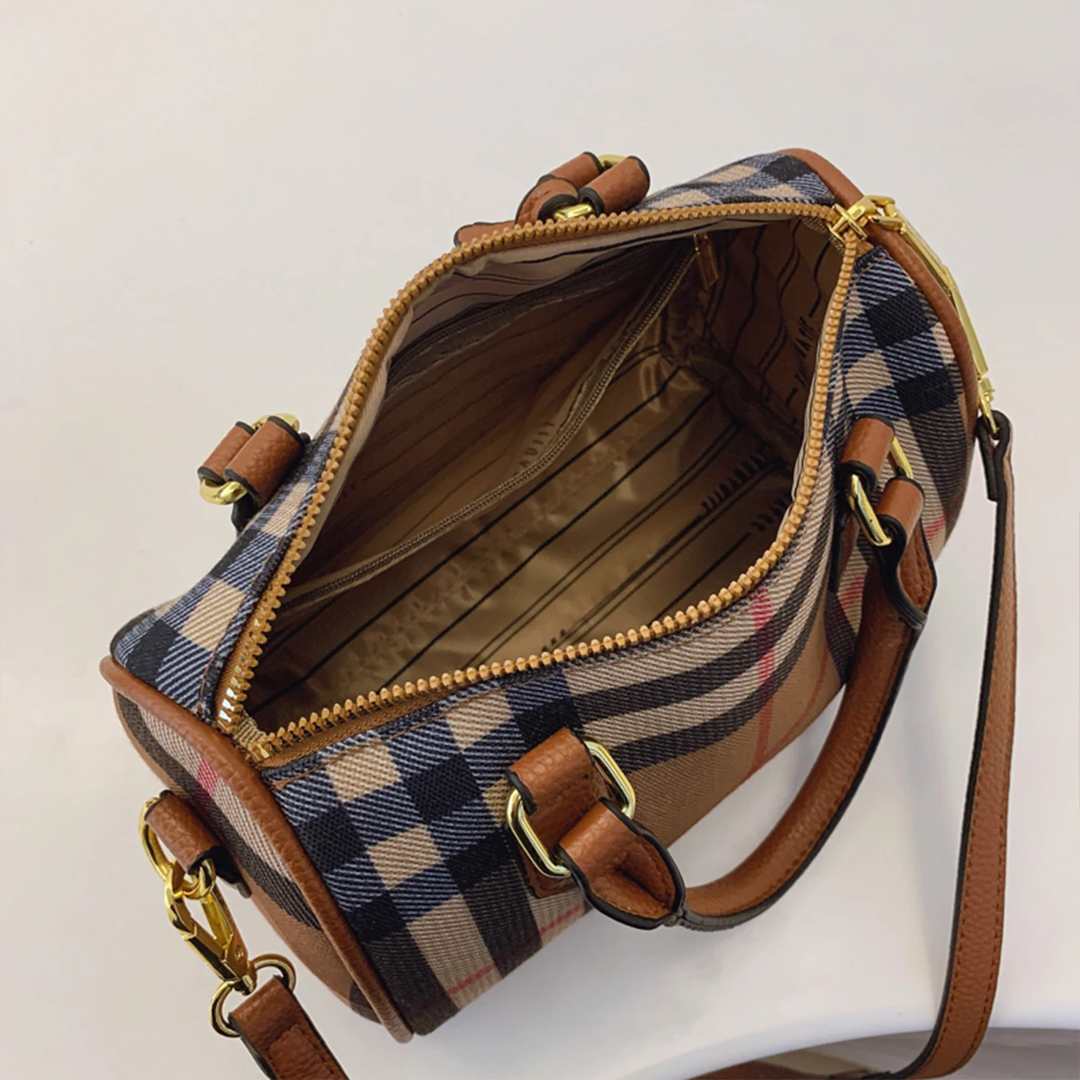 Tas Selempang Kapasitas Besar  - Luxury Bags Goyard ulasan dan harga